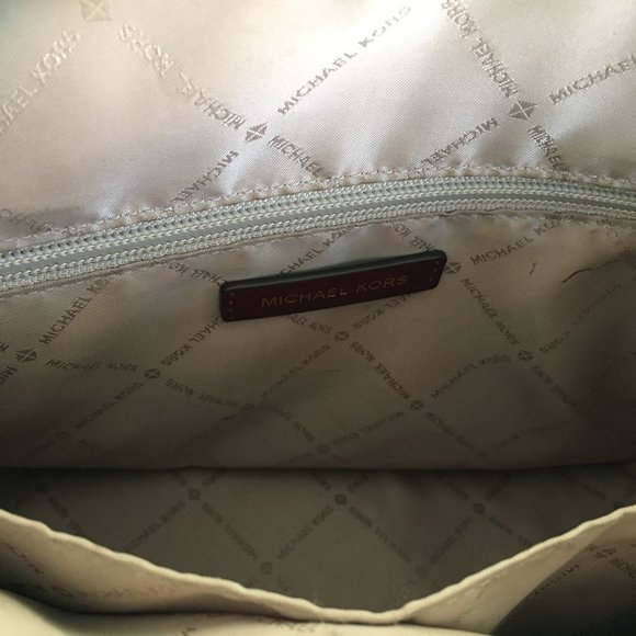 MK Handbag - Picture 3 of 3